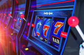 Progressive jackpot game reels showing a large PHP prize pool on mobile